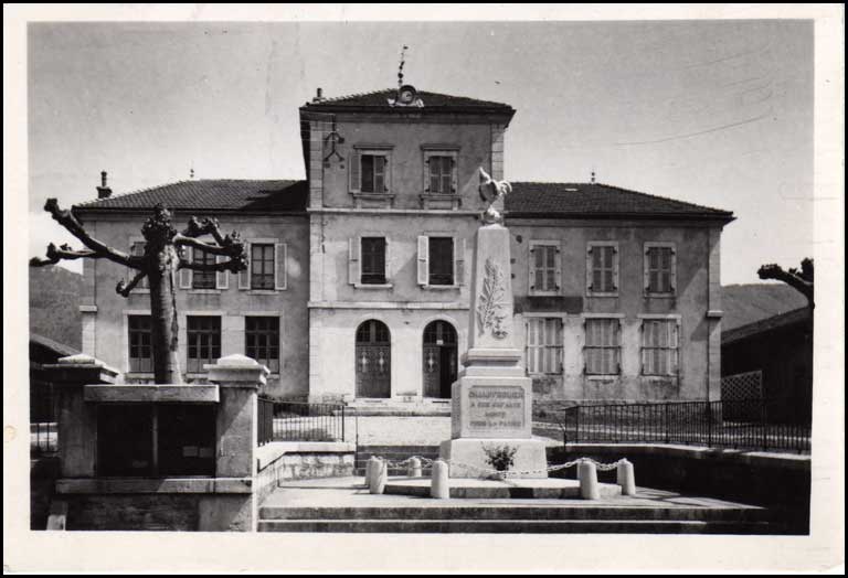 Champfromier CP n° 0133