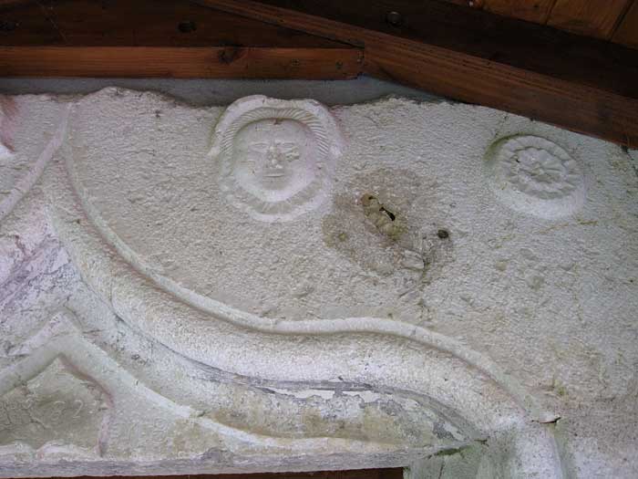 Linteau, partie droite